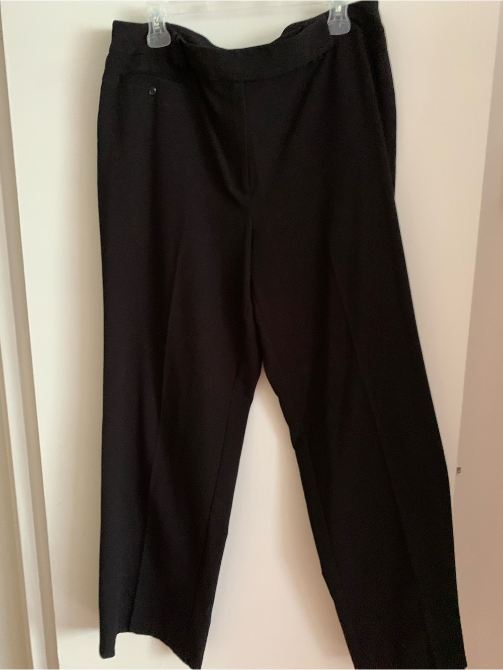 Emma James , Women's Classic Black straight & wide Leg Dress Pants size 16